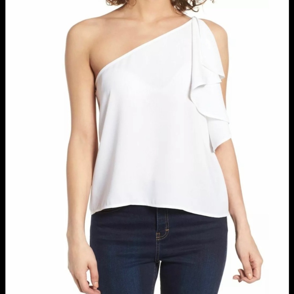 Leith white top